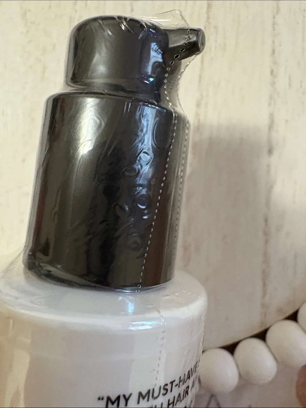 SEEN Leave-In Conditioner • Pump Bottle